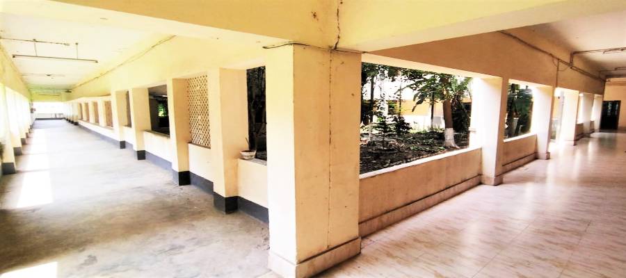 https://newversion.klyuniv.ac.in/app/uploads/2022/06/3._Campus_Corridor.jpg
