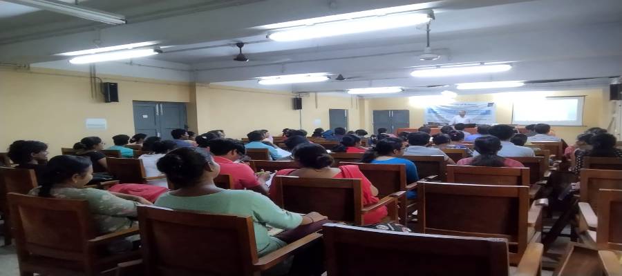 https://newversion.klyuniv.ac.in/app/uploads/2022/06/5._Classroom.jpg